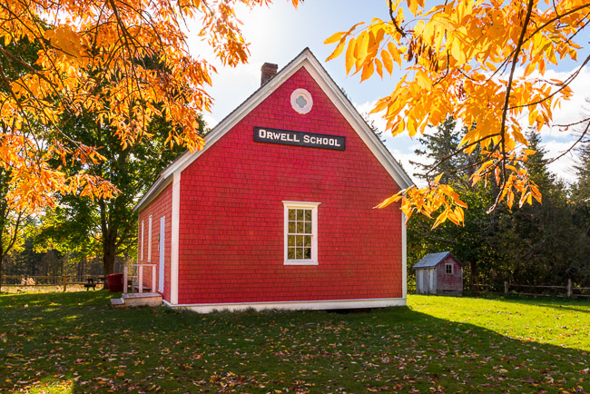 PhotographersChoice_Little_Red_Schoolhouse
