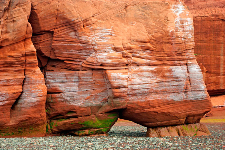 Lines_3_Barbara_MacDonald_-_Time_Lines_in_Stone
