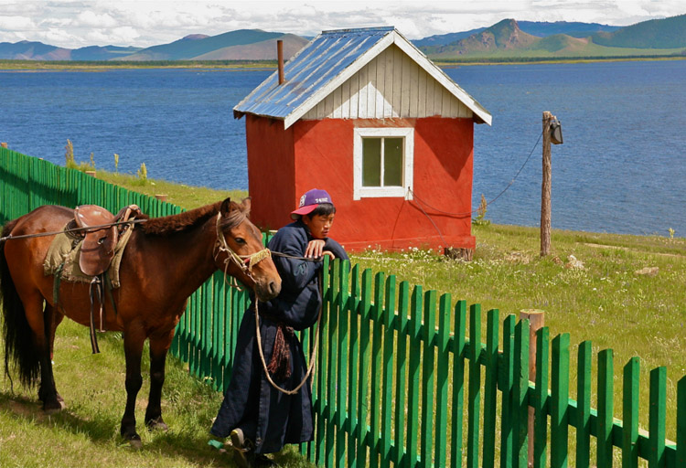 Travel_3_Beth_MacIntosh_-_mongolianteenager
