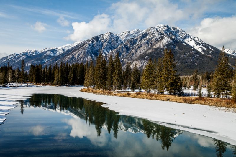 Nature-Blow_River_and_Mountains
