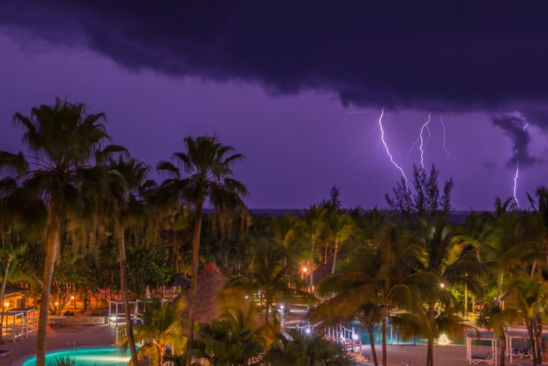 Long_Exposure_-_Hot_Cuban_Nights
